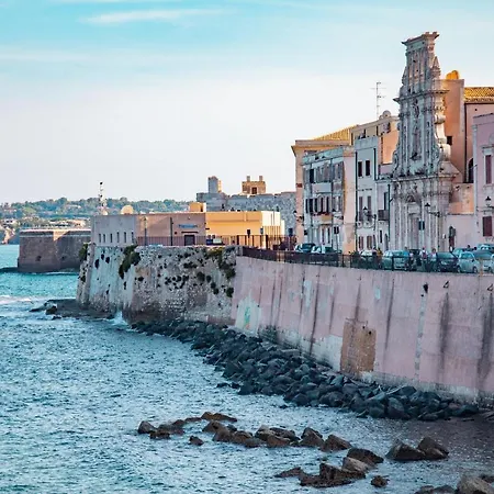 Apartment Terrazza Mirabella In Ortigia By Wonderful Italy *